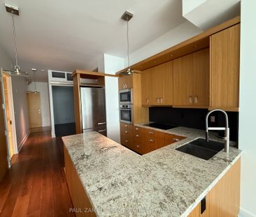 SoHo Bayview Lofts , #402 - Photo 4