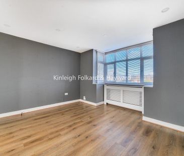 4 bedroom detached house to rent - Photo 1