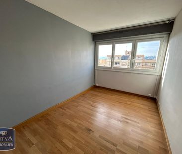 Location Appartement 3 pièces 73m² LAVAL 53000 - Photo 4