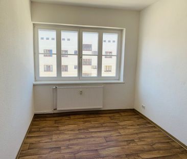 Sie haben Ihre Möbel, wir Ihre Wohnung! - Foto 1