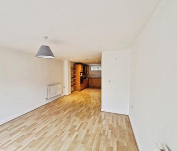 3 bedroom property to rent - Photo 3