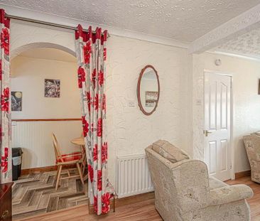 7 Florida Drive, Ravenhill, Belfast, BT6 8EX - Photo 2