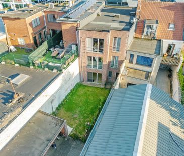 Gelijkvloers appartement met 1 à 2 slaapkamers, tuintje en garagebox - Photo 5