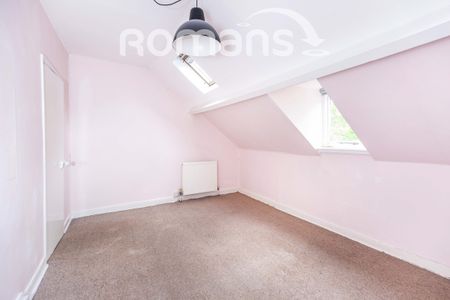 2 bedroom maisonette to rent - Photo 3