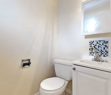 For Lease - 57 Ardgowan Crescent Unit# Main, Toronto, Ontario - Photo 4