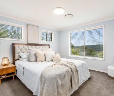 Modern Family Home - Photo 5