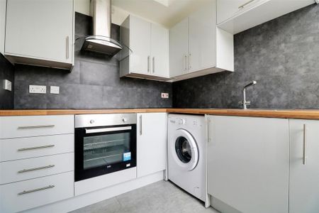 Studio to rent - Photo 5