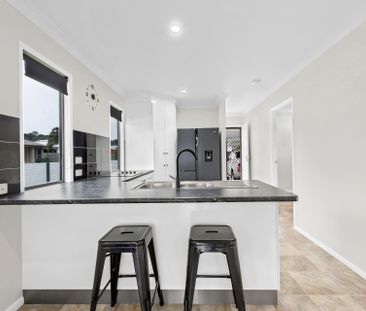Family Home in Rural View - Photo 6