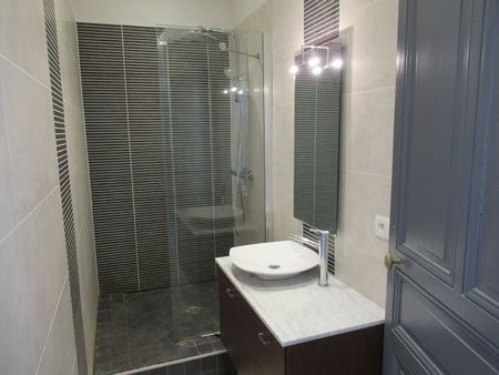 T3 de 62m² 2 chambres ANGERS - ST SERGE - NEY - CHALOUERE - Photo 3