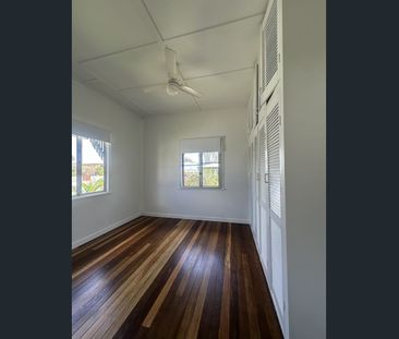 Newly Painted Comfortable Home in Svensson Heights! - Low Maintenan... - Photo 6