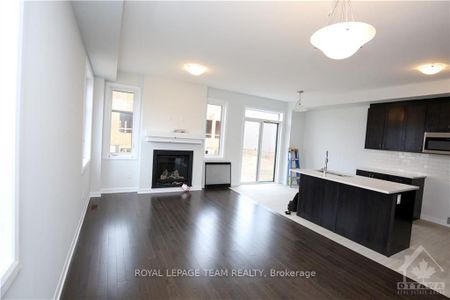 For Lease - 128 Lynn Coulter Street, Barrhaven, Ontario - Photo 3