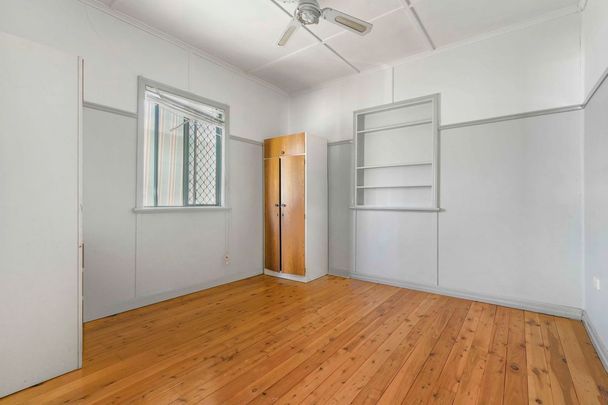 Convenient and Original - Photo 1