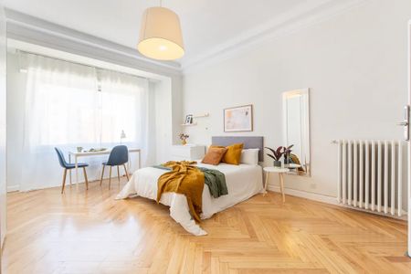 Calle del Príncipe de Vergara, Madrid, Community of Madrid 28006 - Photo 4