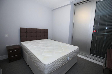 1 bedroom apartment to rent - Photo 2