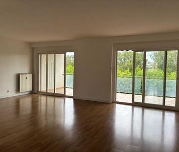 Location Appartement 3 pièces 71m² GUILHERAND GRANGES 07500 - Photo 4