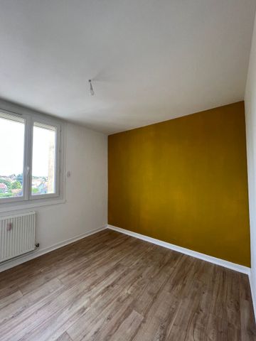 Location Appartement 4 pièces 66m² - Photo 4