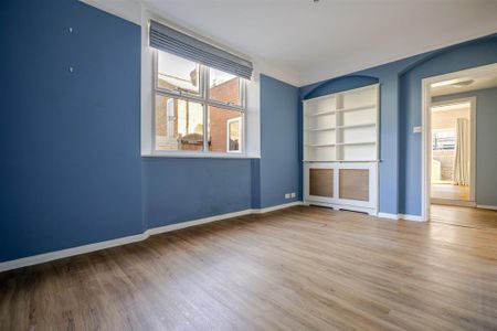 4 bedroom end of terrace house to rent - Photo 4