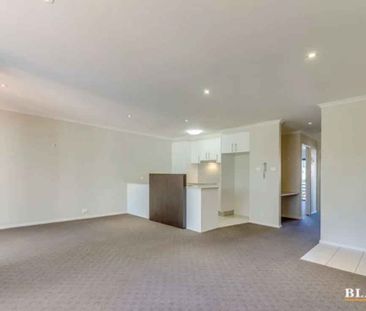 Two Bedroom Apartment In Prime Location - Photo 6