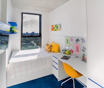 2 Bed Suite-Double Bed with Standard View - Photo 5