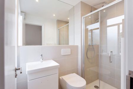 Studio to rent - Photo 5