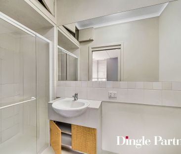 Convenient Studio Apartment on Lygon Street - Photo 6