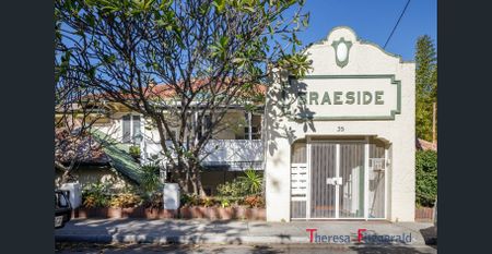 Sensational Brisbane River/City Views – Hamilton Hill - Photo 3