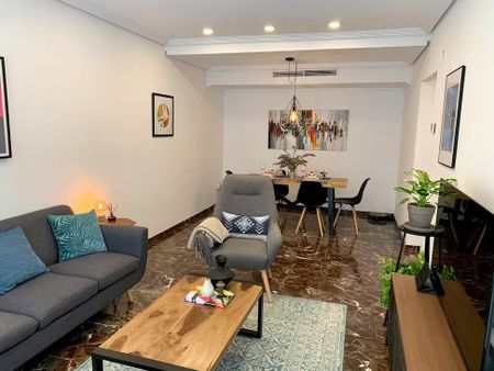 Carrer de Josep Aguirre, Valencia, Valencian Community 46011 - Photo 3