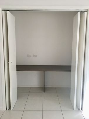SPACIOUS DUPLEX IN PRIME LOCATION - Photo 1