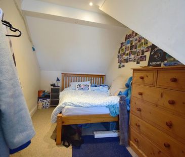 5 bedroom semi-detached house to rent - Photo 6