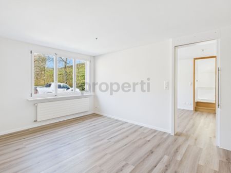 Wohnen und Arbeiten: Eindrucksvolle Maisonette-Wohnung mit grosser Gewerbefläche - Foto 4