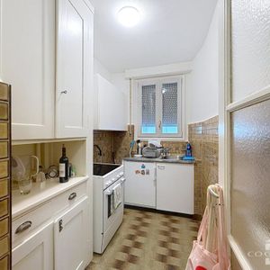 Bel appartement de 2.5 pièces proche du centre-ville - Foto 2