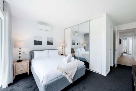 Fully Furnished Golf Course Beauty - Photo 5