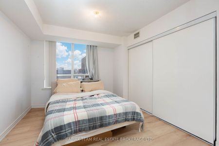 1369 Bloor Street W #513 - Photo 5