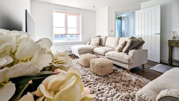 Worcester Road, Rumwell, Taunton - Photo 1