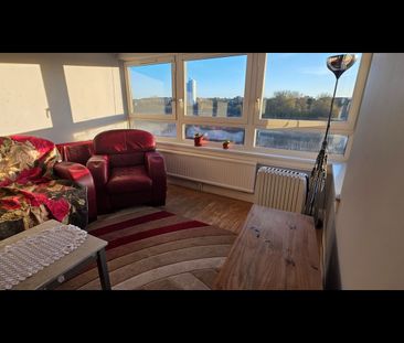 2 Bed Flat, Plantagenet House, SE18 - Photo 1