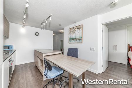 988 Quayside Drive #11F, New Westminster, BC V3M0L5 - Photo 3