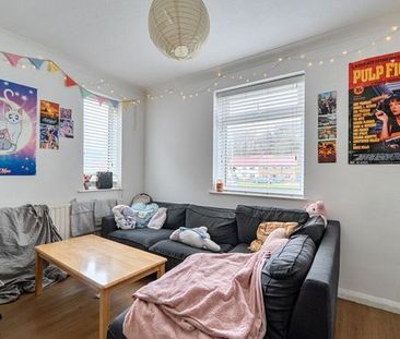 5 bedroom house to rent - Photo 1