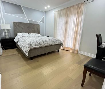For Lease - 377 Taylor Mills Drive, Richmond Hill, Ontario - Photo 4