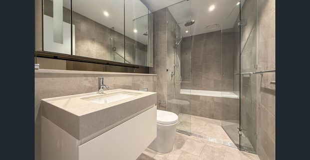 Luxurious 2-Bedroom Apartment at Haymarket Darling Square - Photo 1