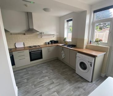 Room in a Shared House, Leeds, LS7 - Photo 1
