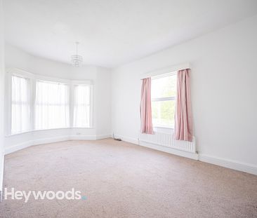 3 bed town house to rent in Alexandra Road, May Bank, Newcastle-under-Lyme ST5 - Photo 1