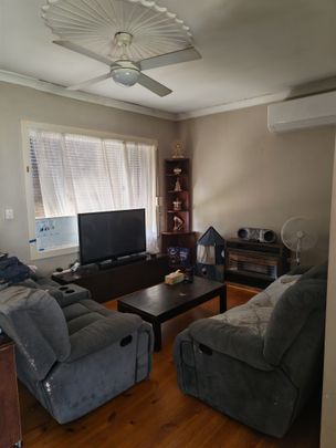 Elizabeth Park - Photo 1