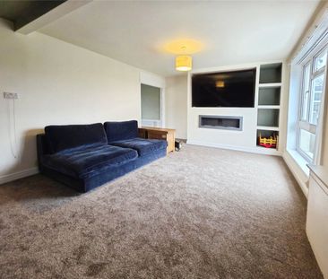 Pildacre Lane, Dewsbury, West Yorkshire, WF12 - Photo 4