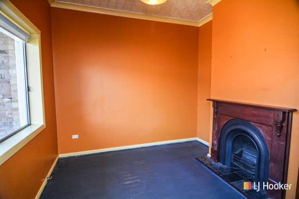 Stunning 2 Storey Terrace - Photo 1