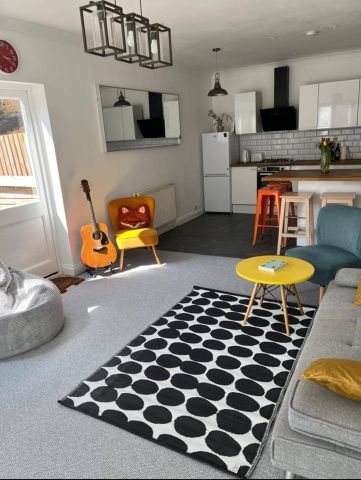 3 Bed Detached House, Comerford Road, SE4 - Photo 2