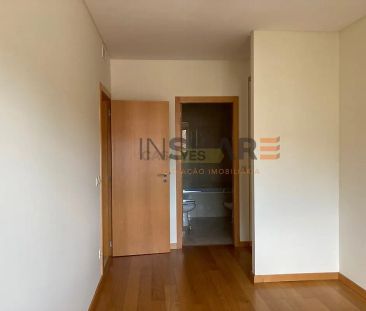 Apartment T3 in Nogueiró e Tenões, Braga - Photo 5