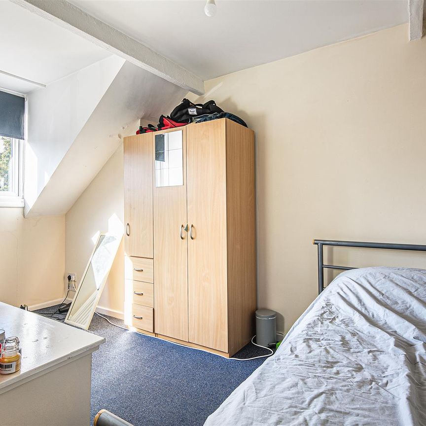 Rent Harefield Road, Off Ecclesall Road, Sheffield £99pw (Per Person) - Photo 1