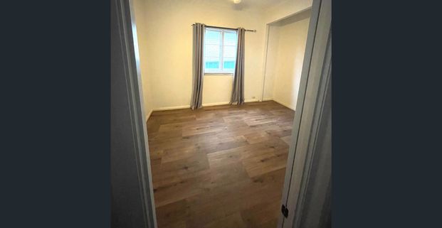 Modern Private Granny Flat – All Bills Included – Baulkham Hills - Photo 1