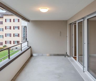 Moderne und helle 3.5-Zimmer-Wohnung in Neuhausen! - Foto 3