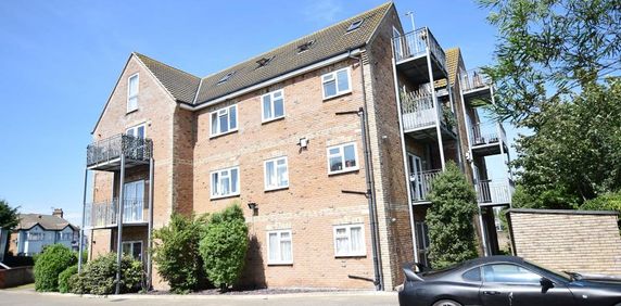 2 bedroom apartment to rent - Photo 2